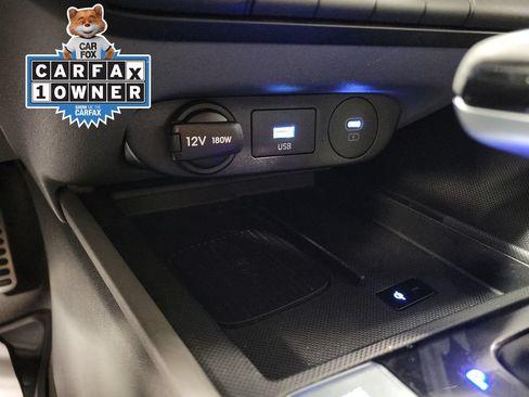 Used 2025 Hyundai Elantra Sport FWD image 17