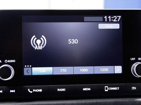 Certified 2024 Honda HR-V LX image 32