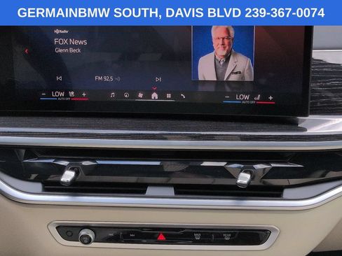Used 2025 BMW X7 M60i AWD/4WD image 20