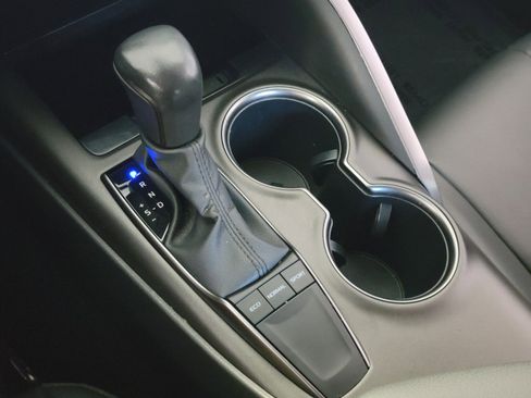 Used 2023 Toyota Camry SE image 24