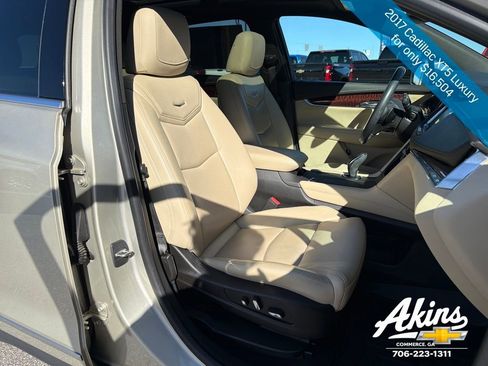 Used 2017 Cadillac XT5 Luxury w/ Driver Awareness Package image 20