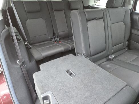 Used 2011 Honda Pilot EX image 17