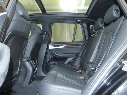 Used 2019 BMW X3 xDrive30i w/ Driving Assistance Package image 22