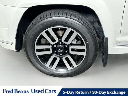 Used 2021 Toyota 4Runner Limited AWD/4WD image 38