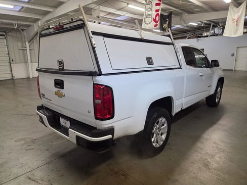 Used 2020 Chevrolet Colorado LT w/ Safety Package image 8