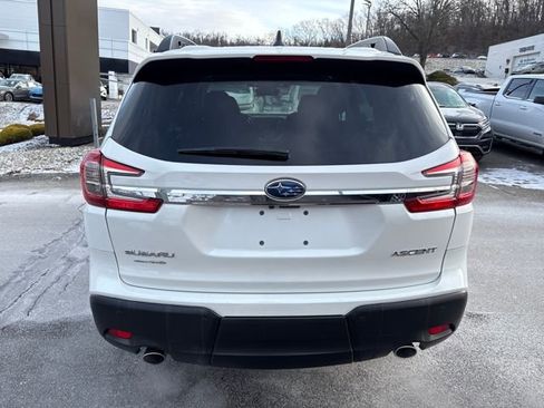 Used 2023 Subaru Ascent Premium w/ Convenience Package image 4