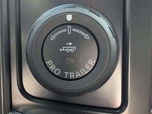 Used 2025 Ford F150 Lariat w/ Bed Utility Package AWD/4WD image 34
