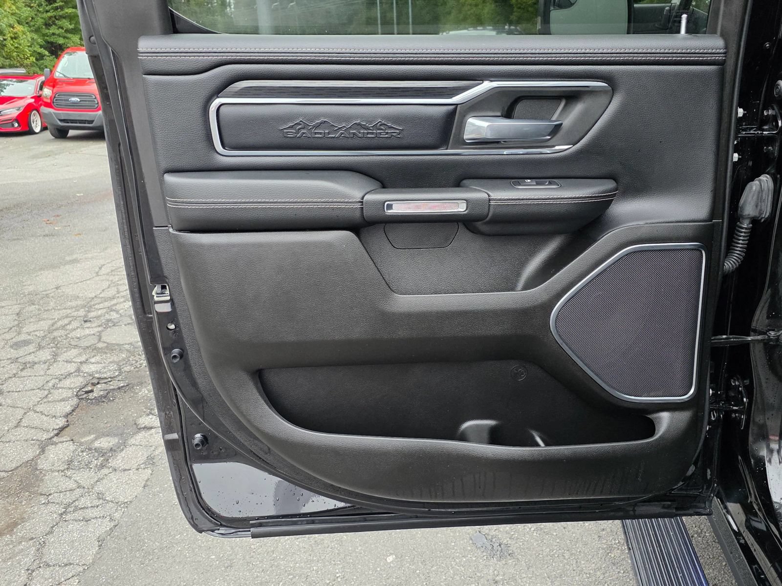 Used 2024 RAM 1500 Laramie AWD/4WD image 31