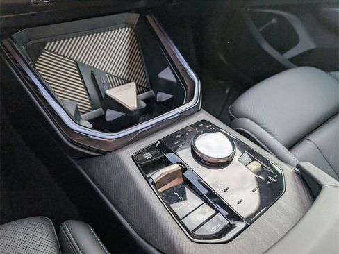 Certified 2025 BMW X3 xDrive30i w/ Premium Package image 29