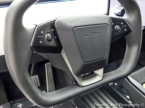 Used 2024 Tesla Cybertruck AWD Crew Cab image 16