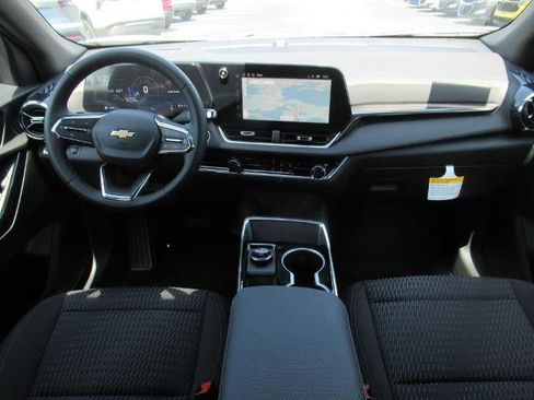 New 2026 Chevrolet Equinox LT image 11