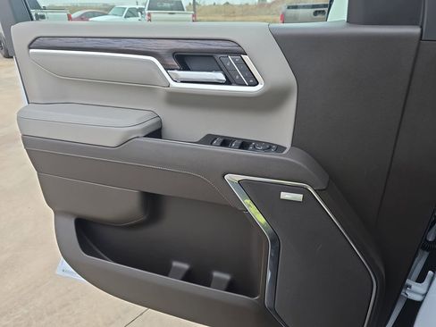 New 2026 GMC Sierra 1500 SLT w/ SLT Premium Plus Package image 27
