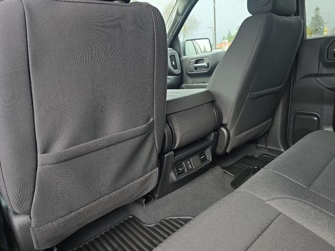 Used 2026 Chevrolet Silverado 1500 Custom Trail Boss AWD/4WD image 16