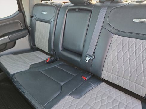 Used 2022 Ford F150 Limited image 13