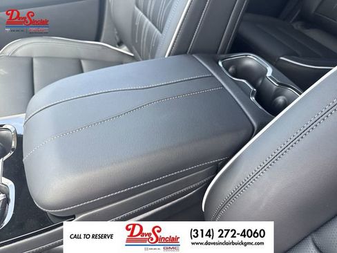 New 2026 Buick Enclave Avenir w/ Super Cruise Package FWD image 21