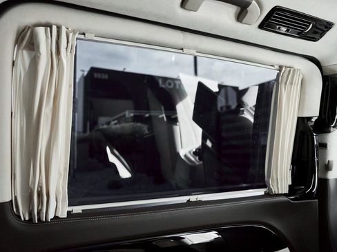 Used 2021 Mercedes-Benz Metris Passenger w/ Premium Safety Package image 72