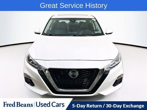 Used 2019 Nissan Altima 2.5 Platinum image 2