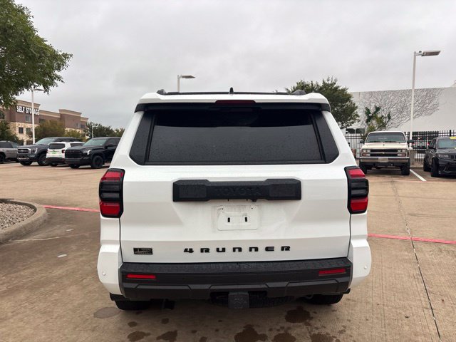 Used 2025 Toyota 4Runner TRD Off-Road Premium AWD/4WD image 6