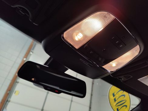 Used 2022 Dodge Charger SRT Hellcat RWD image 44