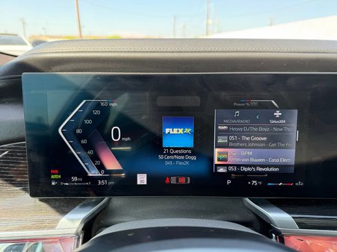 Used 2023 BMW 740i w/ Executive Package RWD image 14