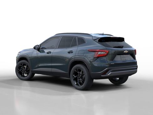 New 2026 Chevrolet Trax LT image 3