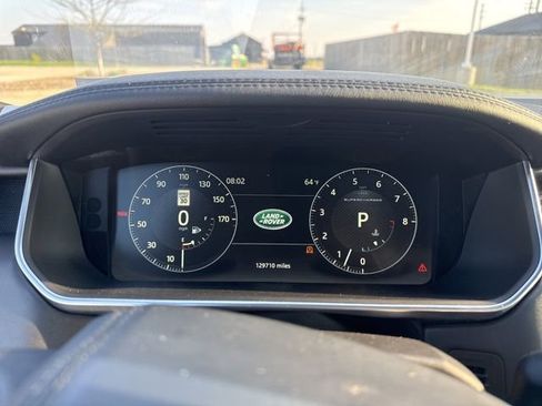 Used 2017 Land Rover Range Rover Supercharged image 34
