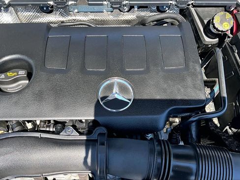 Used 2023 Mercedes-Benz CLA 250 4MATIC image 58