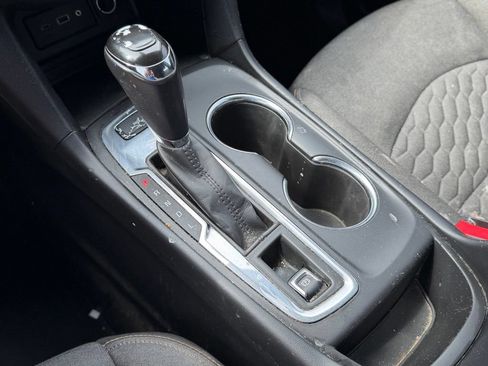 Used 2019 Chevrolet Equinox LT AWD/4WD image 31