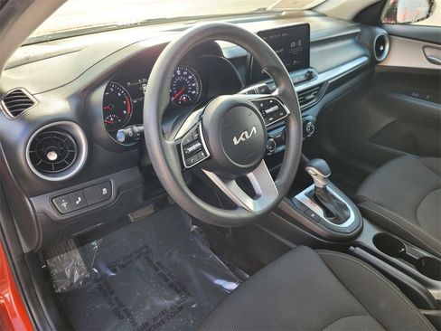 Used 2024 Kia Forte LXS w/ LXS Technology Package image 14