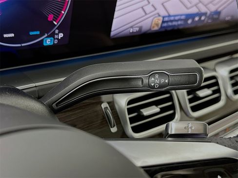 New 2026 Mercedes-Benz GLS 450 4MATIC image 17