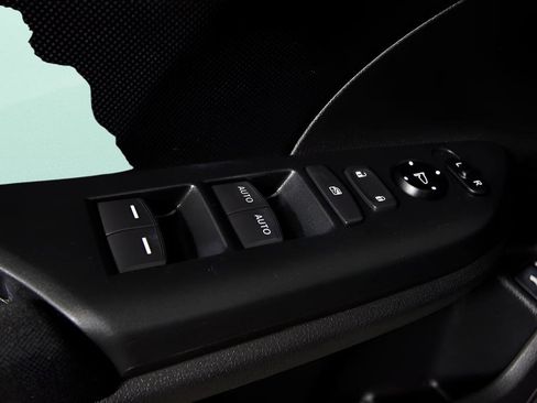 Used 2019 Honda Civic LX image 11