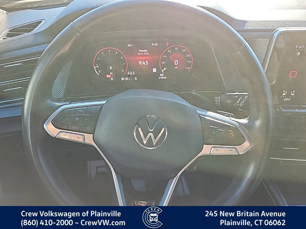 Certified 2024 Volkswagen Atlas Cross Sport SEL R-Line w/ Adventure Package AWD/4WD image 5