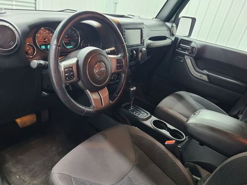Used 2017 Jeep Wrangler Unlimited Sport AWD/4WD image 22