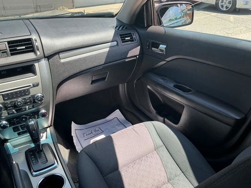 Used 2012 Ford Fusion SE FWD image 18