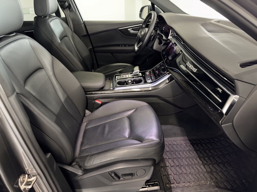 Used 2021 Audi Q7 2.0T Premium w/ Convenience Package AWD/4WD image 30