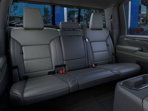 New 2026 Chevrolet Silverado 2500 ZR2 w/ LPO, Dark Essentials Package AWD/4WD image 17