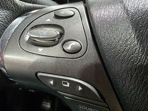 Used 2019 Nissan Murano SL image 5