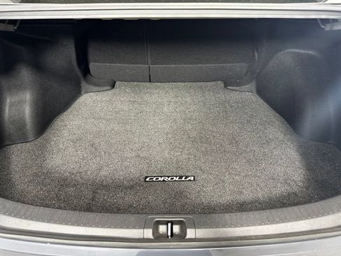 Used 2023 Toyota Corolla LE w/ Carpet Mat Package (TMS) FWD image 29
