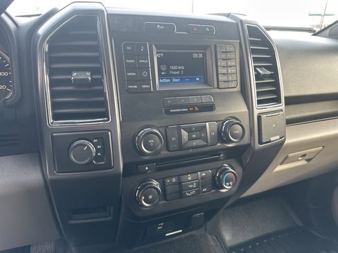 Used 2017 Ford F150 XLT image 16