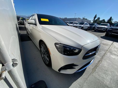 Used 2022 Mercedes-Benz E 450 4MATIC Sedan image 3