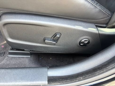 Used 2018 Dodge Charger R/T Scat Pack RWD image 16