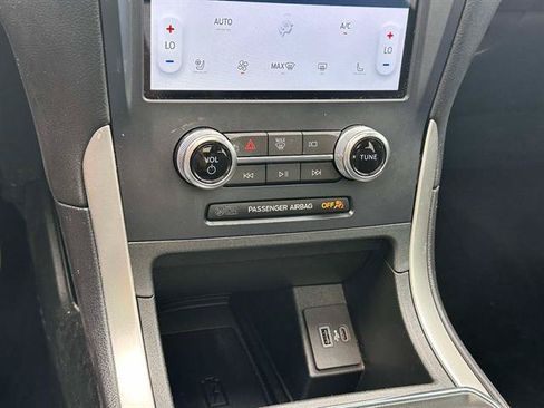 Used 2023 Ford Edge ST-Line AWD/4WD image 21