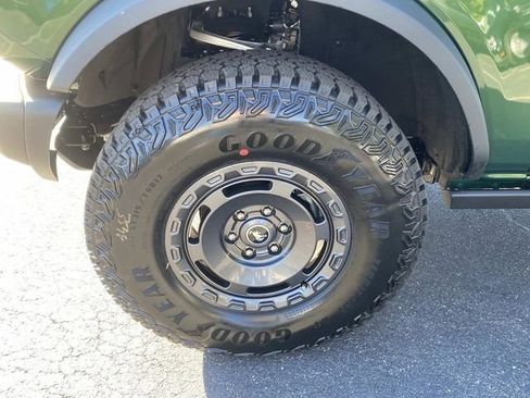 New 2025 Ford Bronco Badlands AWD/4WD image 8