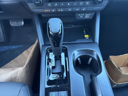 New 2026 Subaru Outback Limited XT image 16