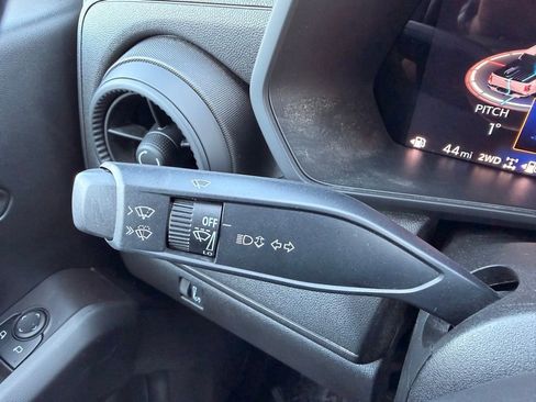 Used 2025 Chevrolet Colorado Trail Boss image 15