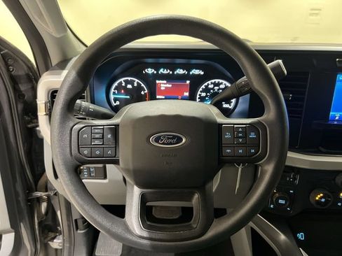 Used 2023 Ford F250 XLT w/ FX4 Off-Road Package AWD/4WD image 10