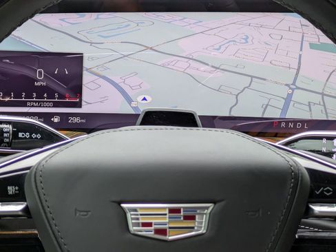 Certified 2025 Cadillac Escalade Premium Luxury Platinum w/ LPO, Radiant Package RWD image 30