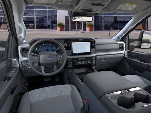 New 2026 Ford F250 XLT w/ XLT Premium Package AWD/4WD image 9