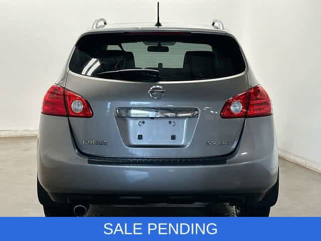 Used 2012 Nissan Rogue SV AWD/4WD image 4