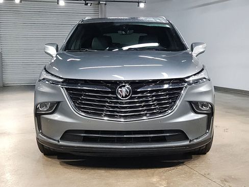 Used 2024 Buick Enclave Premium FWD image 2